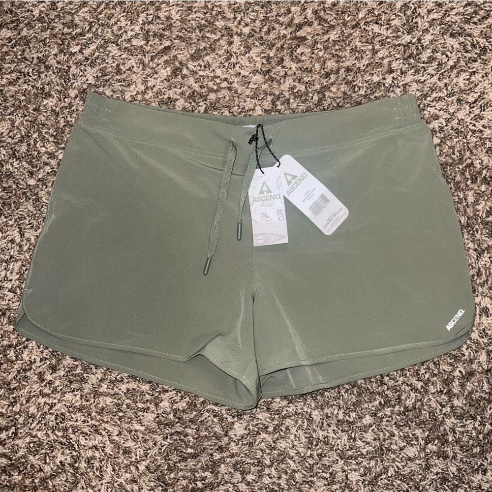 Ascend Quick Dry Shorts
